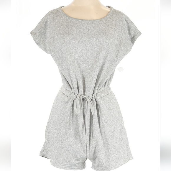 🩶 NWT Double Zero Sweatshirt Romper - Picture 1 of 2